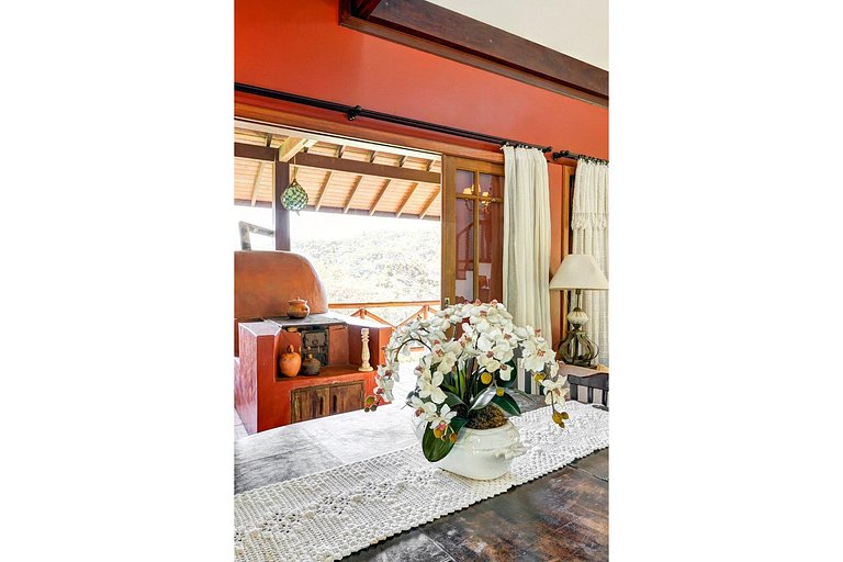 Empress Mansion: Hot Springs and Nature.