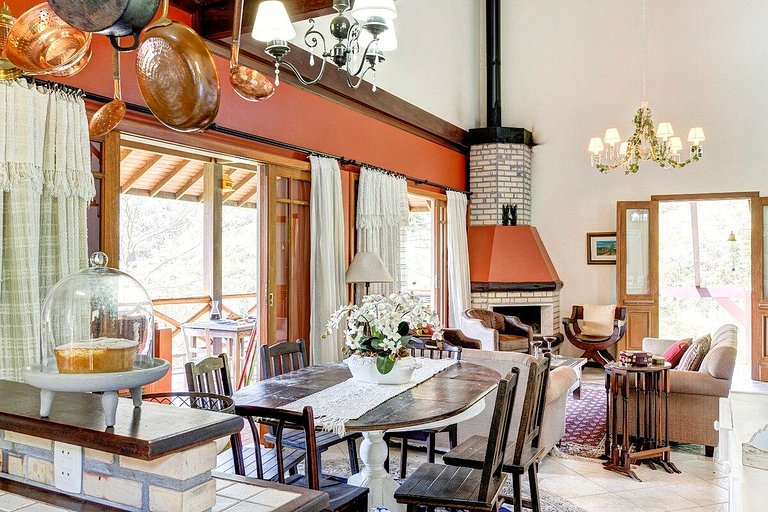 Empress Mansion: Hot Springs and Nature.