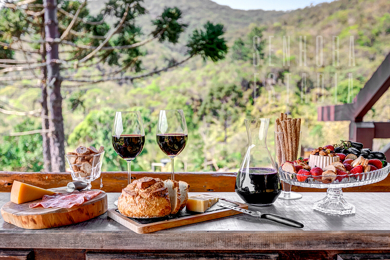 Mansión de la Emperatriz: Termas y Naturaleza