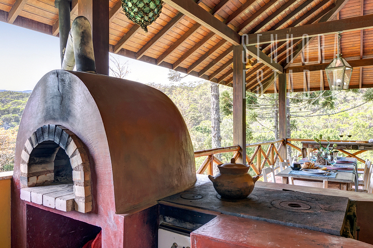 Mansión de la Emperatriz: Termas y Naturaleza