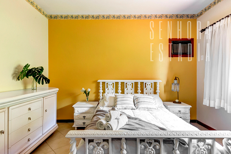 Mansión de la Emperatriz: Termas y Naturaleza