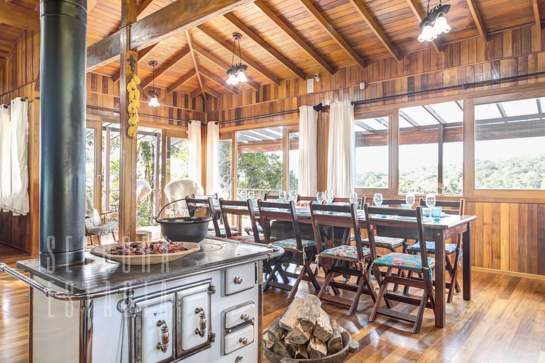 Canarinho Ranch, Wood Stove, with a View