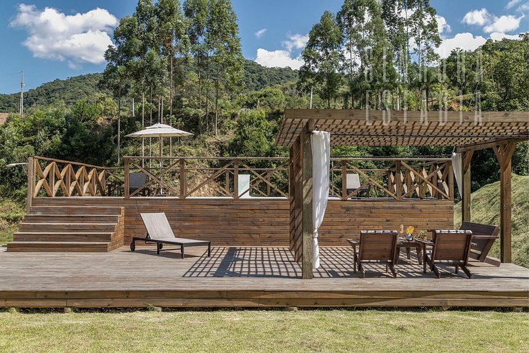 Cabane du Lac - Villas Mornas: Nature, Jacuzzi