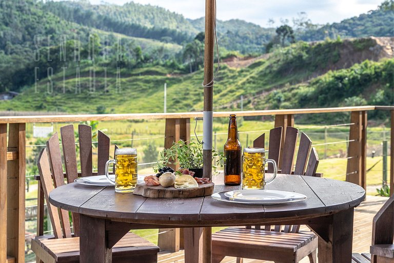Paradis d'Été : Jacuzzi, Piscine et Confort