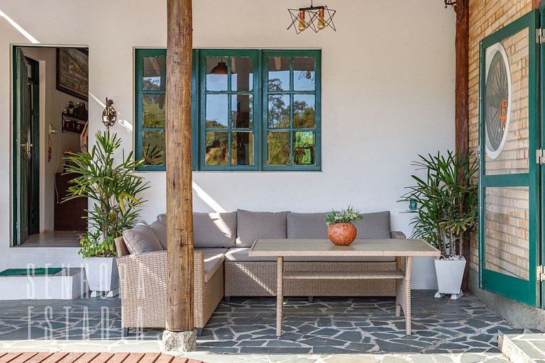 Alpen Ville Farmhouse with Unforgettable Pool