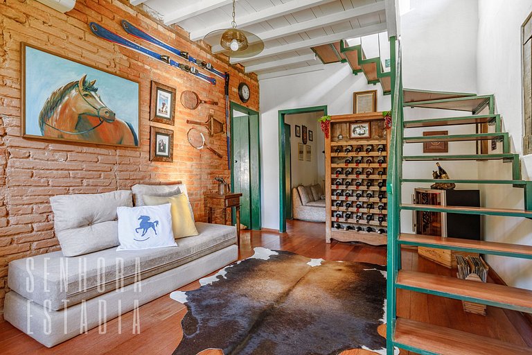 Alpen Ville Farmhouse with Unforgettable Pool