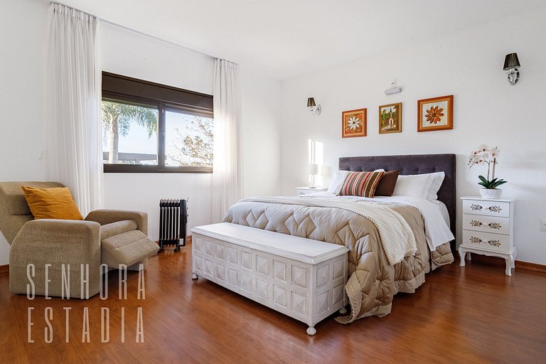 Sky View Mansion Panoramic Luxury in the Mountains