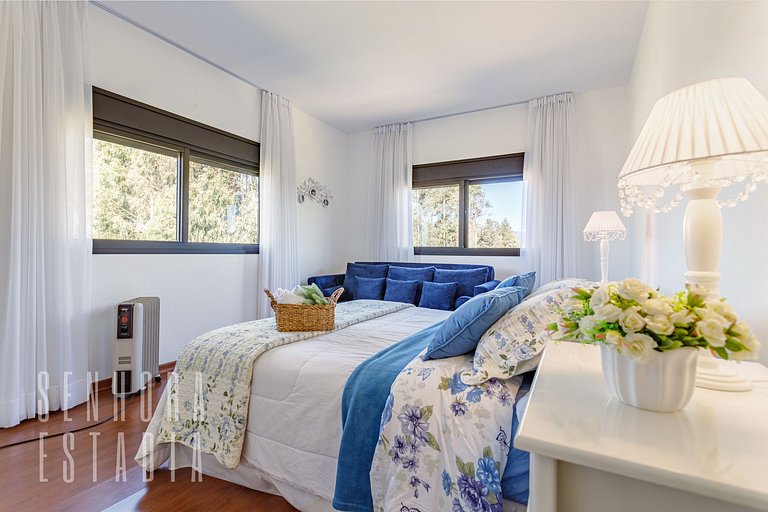 Sky View Mansion Panoramic Luxury in the Mountains