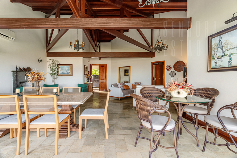 Magnifique Mansion avec Jacuzzi et Vue sur Lagon