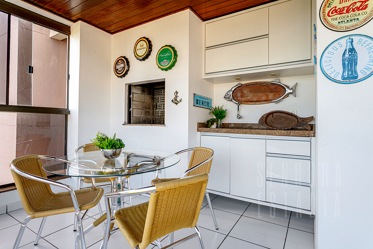 Vista Maravilhosa: Apartamento à Beira-Mar