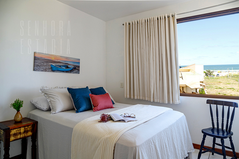 Vista Maravilhosa: Apartamento à Beira-Mar