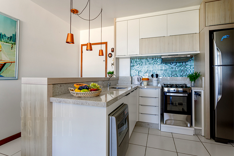 Wonderful View: Beachfront Apartment