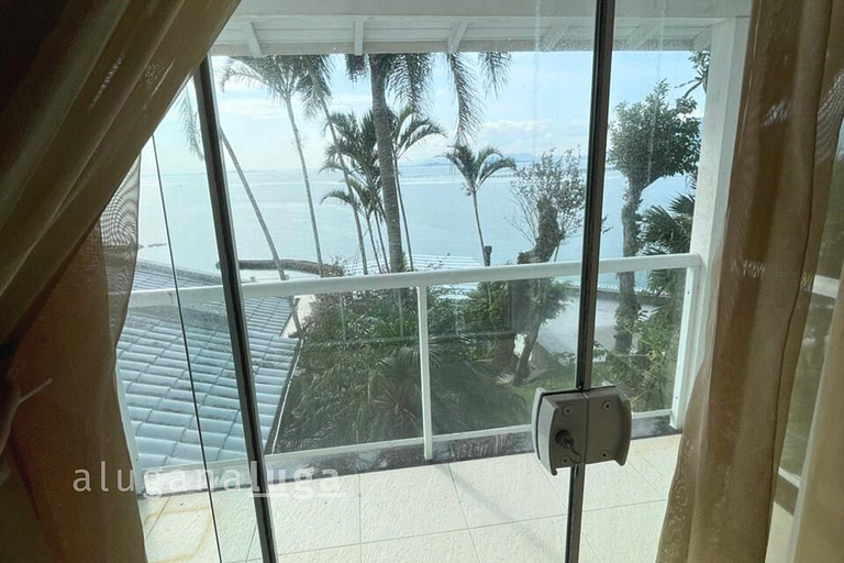 The one - Mansão de Luxo com Vista para o Mar