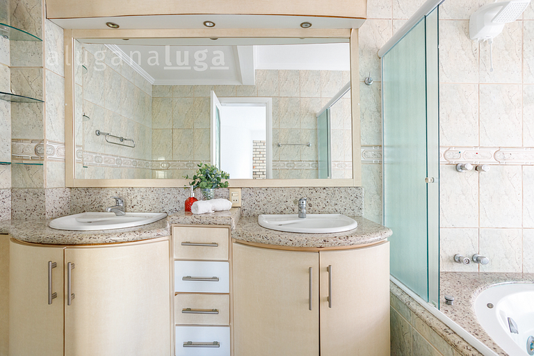 Dream House - 500m de la plage avec piscine