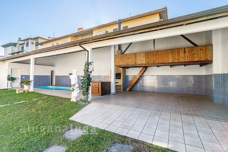 Dream House - 500m da praia com piscina