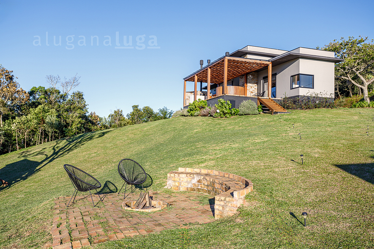 Ecovillage - Casa com jacuzzi em Rancho Queimado