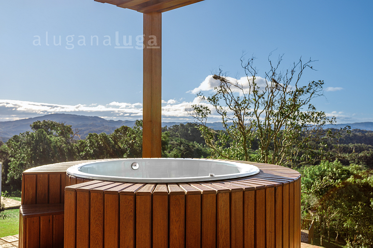 Ecovillage - Casa com jacuzzi em Rancho Queimado