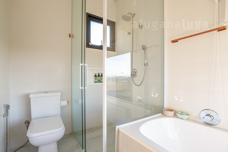 Ecovillage - Casa com jacuzzi em Rancho Queimado