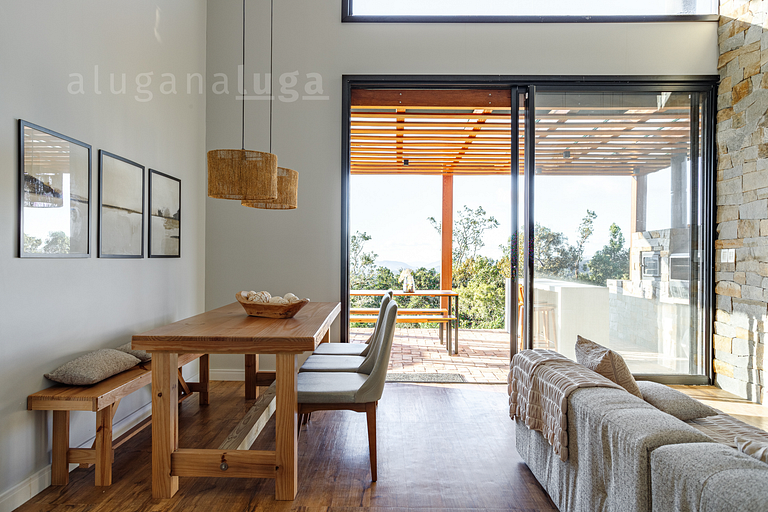 Ecovillage - Casa com jacuzzi em Rancho Queimado