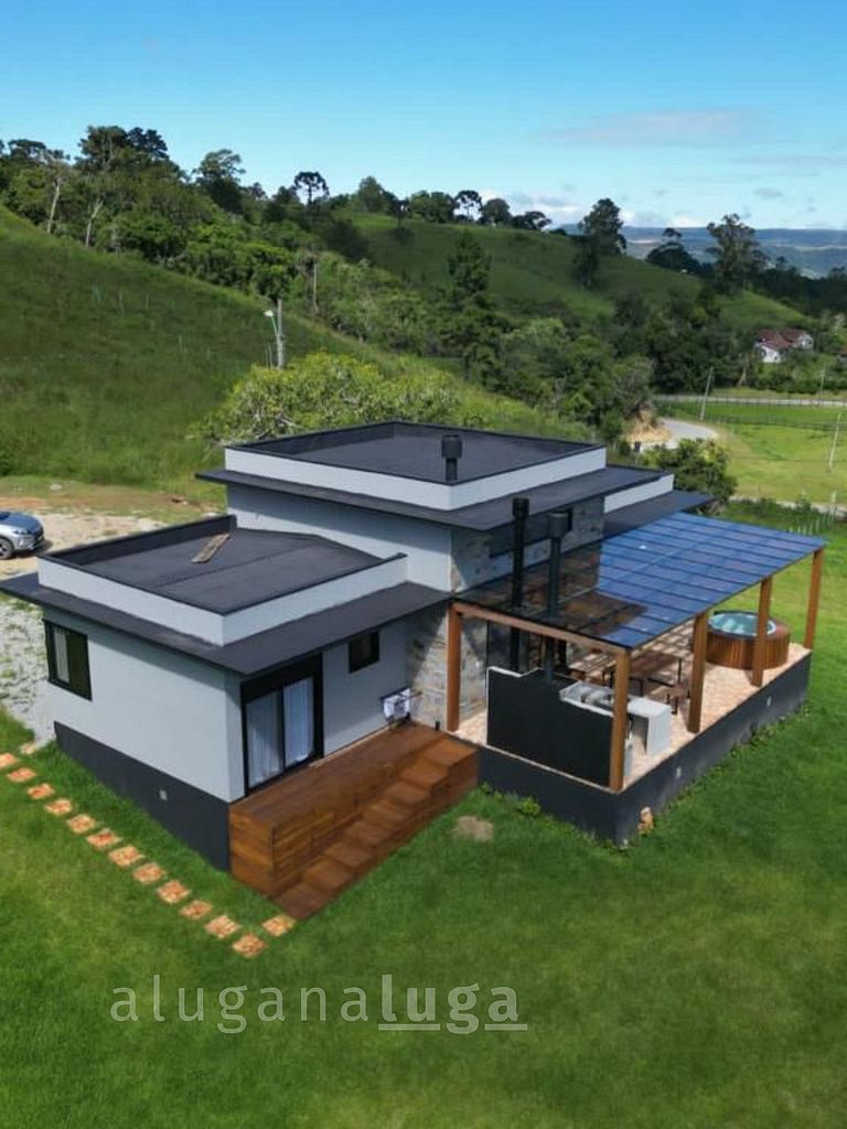 Ecovillage - Casa com jacuzzi em Rancho Queimado