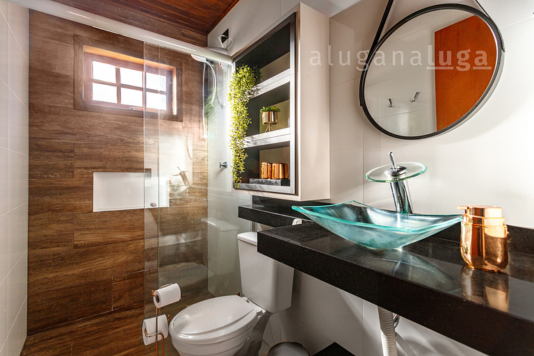 Ogram House - Casa com jacuzzi á 2min da praia