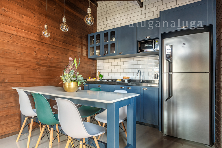 Ogram House - Casa com jacuzzi á 2min da praia