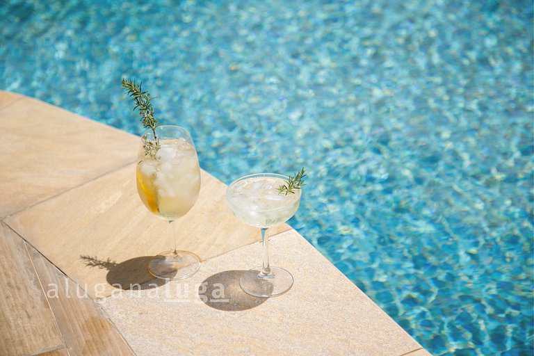 Panoramic Lakeview Retreat