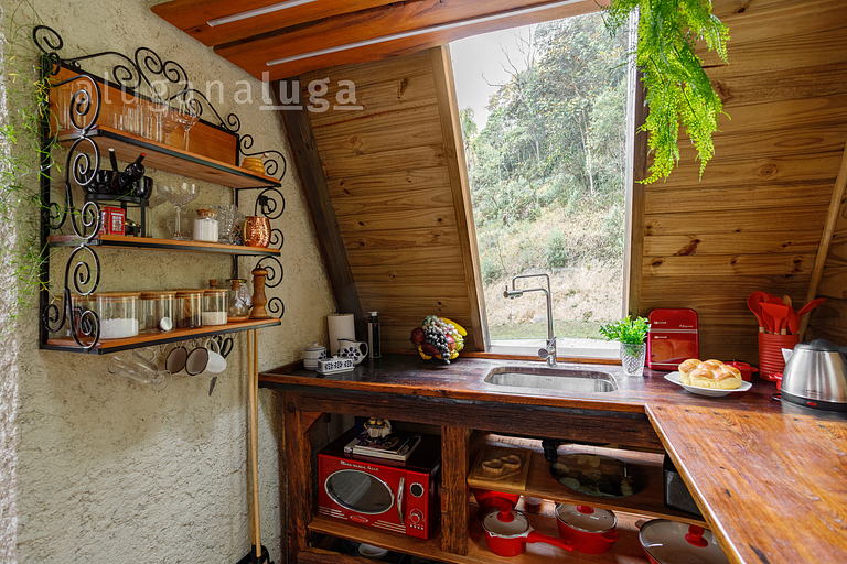 Alcantara Chalet - With Jacuzzi and View