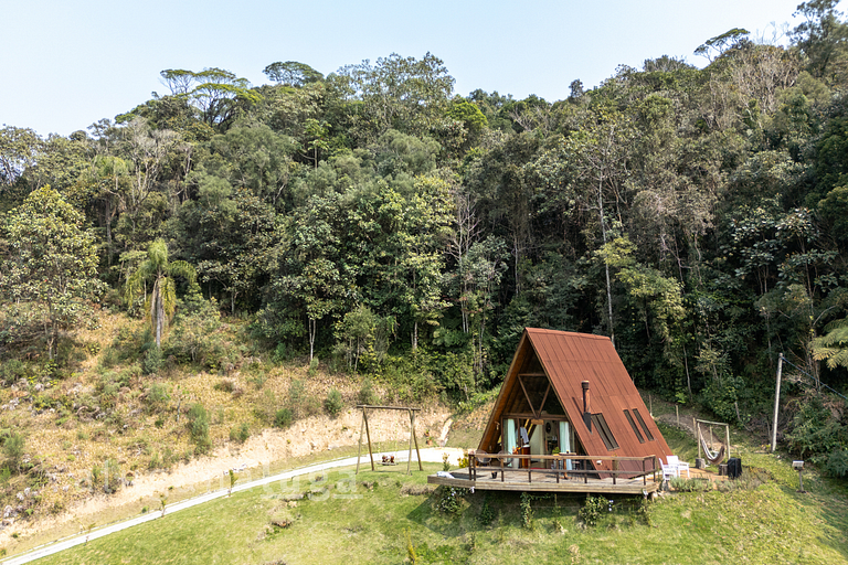 Alcantara Chalet - With Jacuzzi and View
