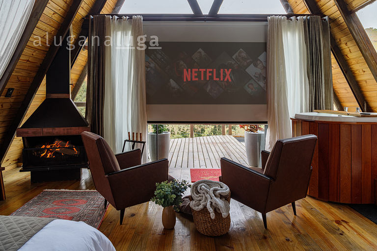 Alcantara Chalet - With Jacuzzi and View