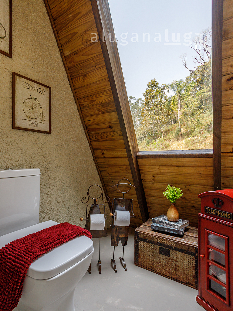 Alcantara Chalet - With Jacuzzi and View