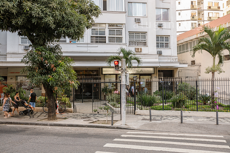 Vintage Charm: 3 Dorm. Flamengo RJ 3 min Metrô