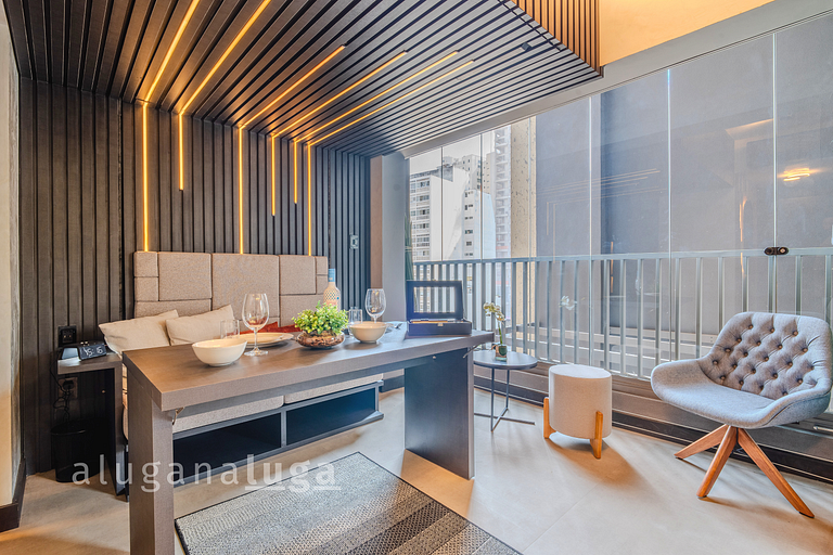 FreeOff Studio: Tech Oasis in São Paulo