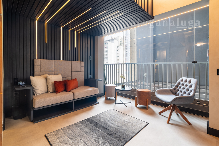 FreeOff Studio: Oasis Tecnológico en São Paulo