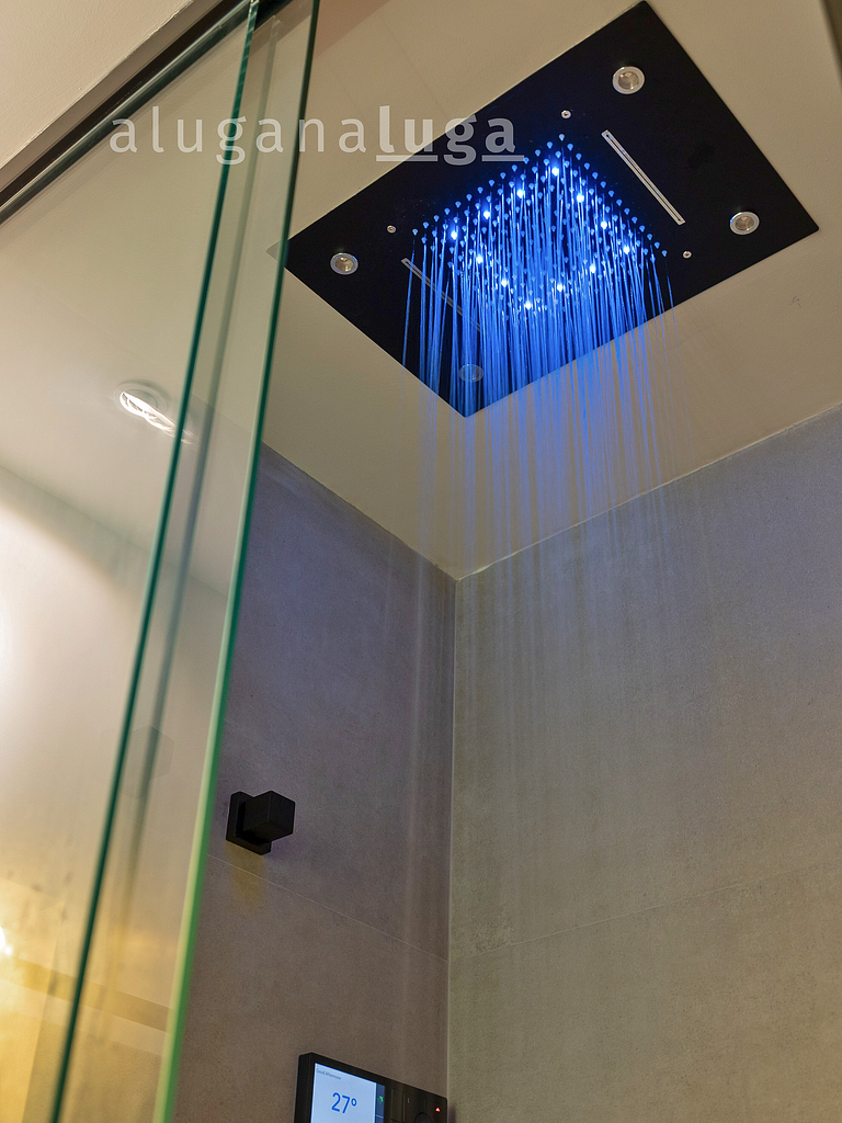 FreeOff Studio: Oasis Tecnológico en São Paulo