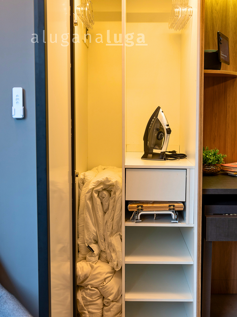 FreeOff Studio: Oasis Tecnológico en São Paulo