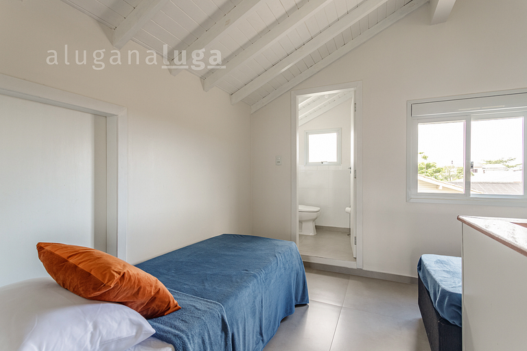 Casa Luz do Verão - Com piscina na pinheira