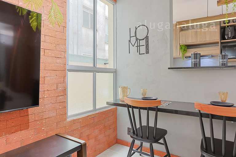 Quarto confortável em condomínio bem localizado