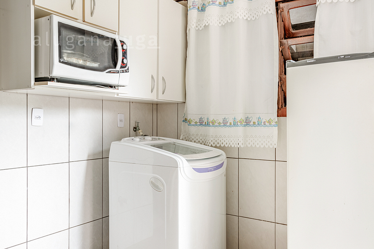 House with Pool - 10min from Beto Carrero