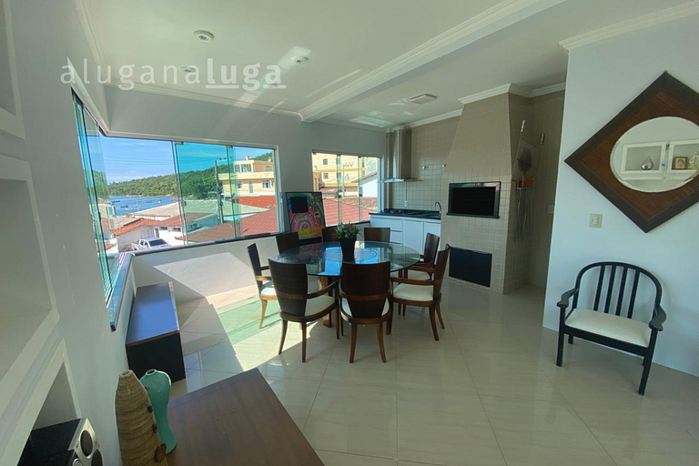 Casa ampla a 400m da praia – Conforto e lazer