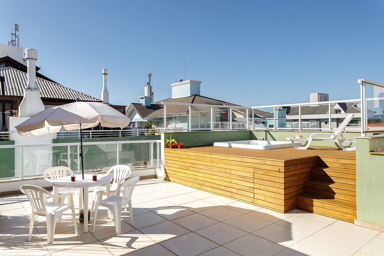 Cobertura Exclusiva - Jacuzzi e praia á 400m