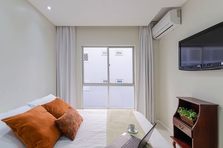 Apartamento pé na areia – 1 min da Praia Central