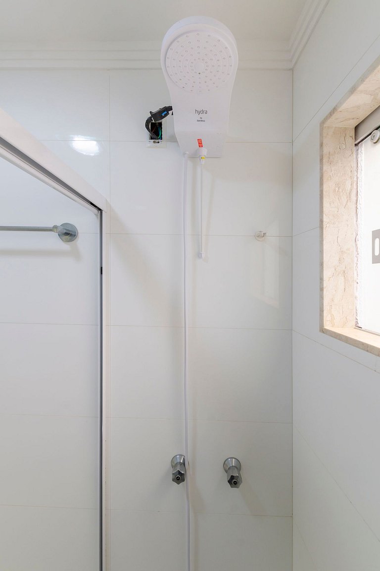 Apartamento pé na areia – 1 min da Praia Central