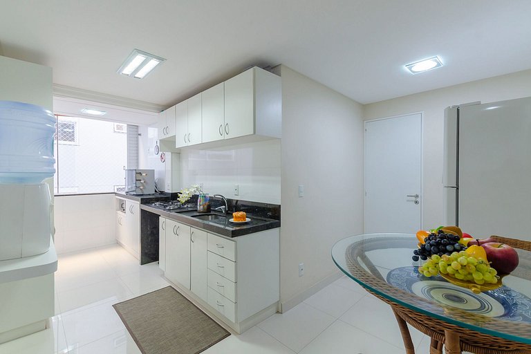 Apartamento pé na areia – 1 min da Praia Central