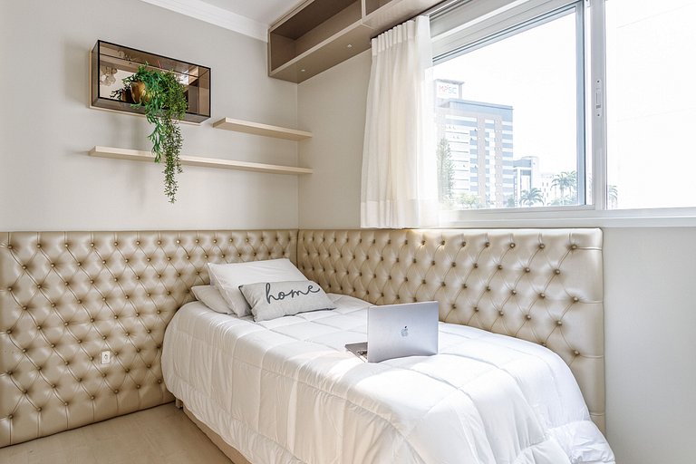 Apartamento de Luxo com Piscina no Centro