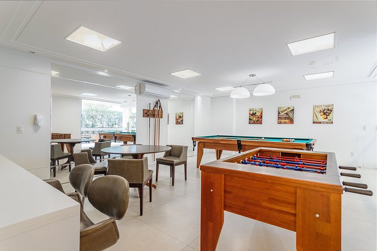 Apartamento de Luxo com Piscina no Centro