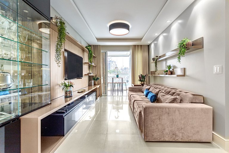 Apartamento de Luxo com Piscina no Centro