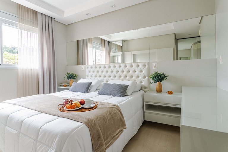 Apartamento de Luxo com Piscina no Centro