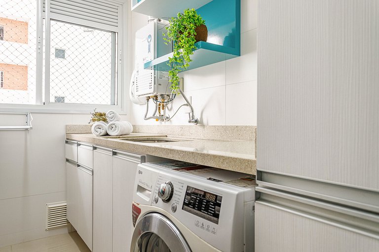 Apartamento de Luxo com Piscina no Centro