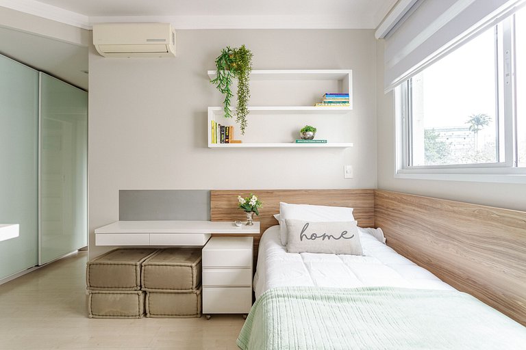 Apartamento de Luxo com Piscina no Centro